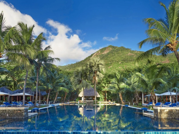NIVA LABRIZ SEYCHELLES