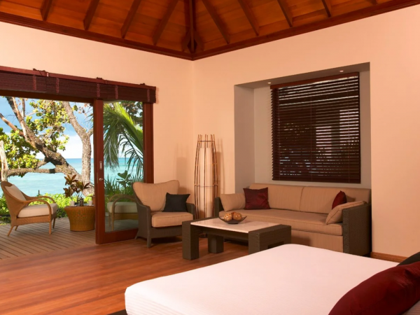 NIVA LABRIZ SEYCHELLES