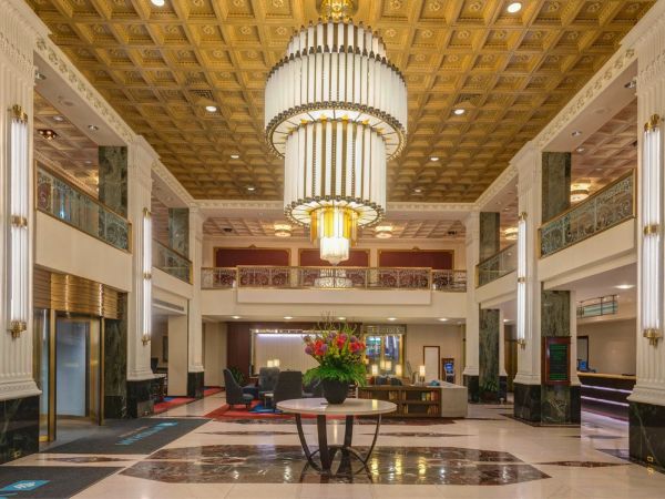 CAPODANNO AL THE NEW YORKER HOTEL